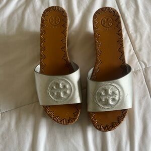 Vintage Tory Burch Wedge wooden sandals with silver strap
